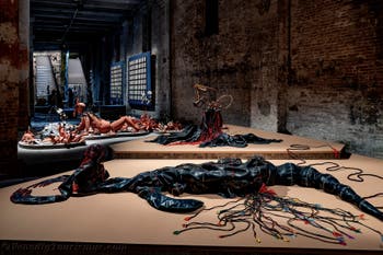 Nicholas Hlobo, Unduluko, Umrhubuluzi, Corderia des Arsenals von Venedig, Kunstbiennale 2026