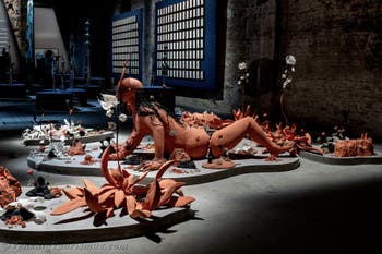 Rajni Perera und Marigold Santos, Efflorescence/The Way We Wake, Corderia dell’Arsenale in Venedig, Kunstbiennale 2026