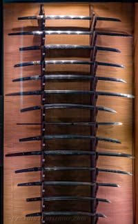 Japanische Katanas im Museum für Orientalische Kunst Ca' Pesaro in Venedig, Italien