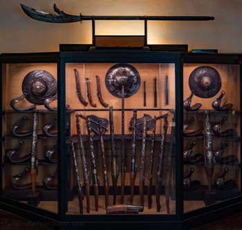 Japanische Schwertkatanas im Museum für Orientalische Kunst Ca' Pesaro in Venedig, Italien