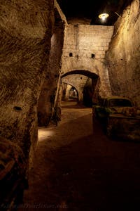 Der Tunnel und die Säle der Galeria Borbonica, der Bourbon-Tunnel in Neapel, Italien