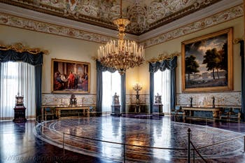 Die königlichen Gemächer des Palastes Capodimonte in Neapel, Italien