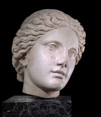 Kopf von Aphrodite, Archäologisches Museum in der Galleria d’Italia in Neapel, Italien