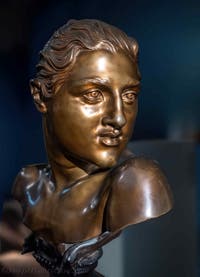 Vincenzo Gemito, Büste einer jungen Neapolitanerin, Galleria d’Italia Zevallos in Neapel, Italien