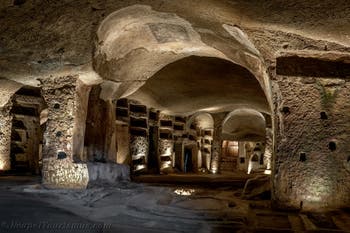 Basilika auf der oberen Ebene der Katakomben von San Gennaro in Neapel, Italien