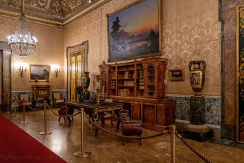 Das Arbeitszimmer von König Joachim Murat im Königspalast von Neapel in Italien