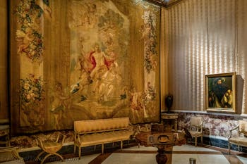 Wandteppich im Saal des Großkapitäns im Königspalast von Neapel von Pietro Duranti, Allegorie der Liebe und der Reinheit