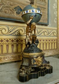 Der Herkules-Saal oder Vizekönigs-Saal im Königspalast von Neapel in Italien