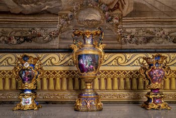 Der Herkules-Saal oder Vizekönigs-Saal im Königspalast von Neapel in Italien