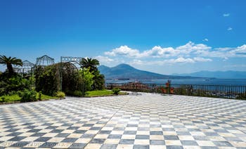 Die hängende Terrassengartenanlage des Belvedere im Königspalast von Neapel