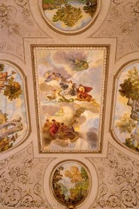 Das Hoftheater des Königspalasts in Neapel, Italien