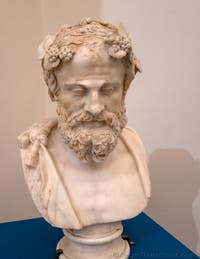 Büste eines Satyr in der Gestalt des Bacchus, Archäologisches Museum von Neapel in Italien