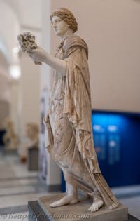 Flora Älter, Farnese-Sammlung, Archäologisches Museum von Neapel, Italien