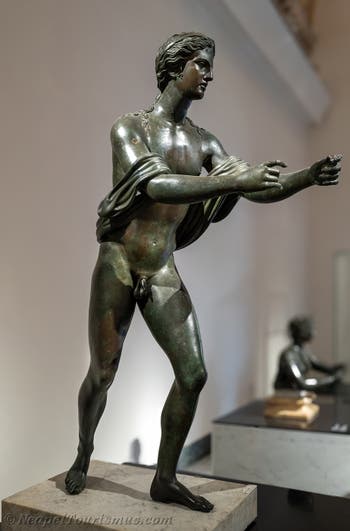 Apollon beim Bogenschießen, Apollontempel, Pompeji, Archäologisches Museum von Neapel in Italien