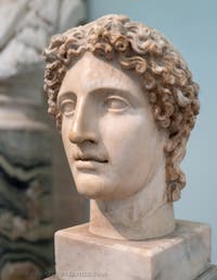 Apollon-Kopf vom Typ Kassel, Farnese-Sammlung, Archäologisches Museum von Neapel in Italien