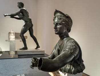 Artemis beim Bogenschießen, Apollontempel, Pompeji, Archäologisches Museum von Neapel in Italien