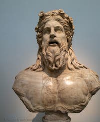 Büsten von Flussgöttern, Brunnenelemente, Farnese-Sammlung, Archäologisches Museum von Neapel in Italien