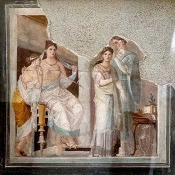 Fresko Anziehen der Priesterin, Herculaneum, Palestra, Archäologisches Museum von Neapel