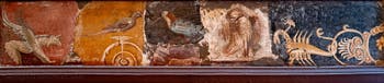Wandgemälde mit Greif, Vögeln und Skorpion, Stabiae, Villa di Ariadne, Archäologisches Museum von Neapel