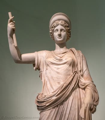 Hera vom Typ Ephesos-Wien, Farnese-Sammlung, Archäologisches Museum von Neapel in Italien