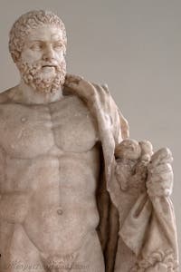 Hermès des Herkules, Farnese-Sammlung, Archäologisches Museum von Neapel, Italien