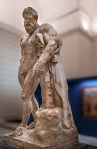 Herkules in Ruhe, Farnese-Sammlung, Archäologisches Museum von Neapel in Italien