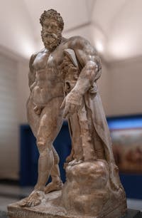 Herkules in Ruhe, Farnese-Sammlung, Archäologisches Museum von Neapel in Italien