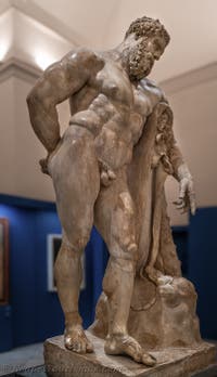 Herkules in Ruhe, Farnese-Sammlung, Archäologisches Museum von Neapel in Italien