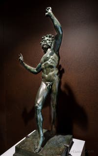 Tanzender Satyr, Casa del Fauno, Pompeji, Archäologisches Museum von Neapel in Italien