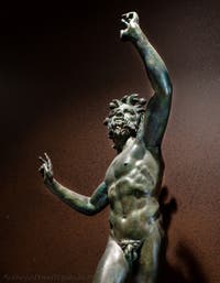 Tanzender Satyr, Casa del Fauno, Pompeji, Archäologisches Museum von Neapel in Italien