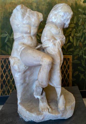 Satyr, der eine Nymphe ergreift, Pollena Trocchia, Erotisches Kabinett, Archäologisches Museum von Neapel