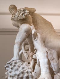Der Farnese-Stier und die Qualen der Dirke, Farnese-Sammlung, Archäologisches Museum von Neapel in Italien