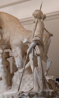 Der Farnese-Stier und die Qualen der Dirke, Farnese-Sammlung, Archäologisches Museum von Neapel in Italien