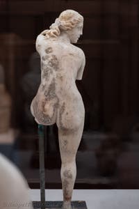 Venus zieht ihre Sandale aus, Casa del Centenario, Pompeji, Archäologisches Museum von Neapel in Italien