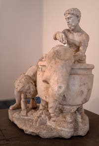 Die Zubereitung des Wildschweins, Pompeji, Farnese-Sammlung, Archäologisches Museum von Neapel, Italien