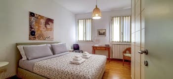 Das Schlafzimmer der Ferienwohnung Fenice Terrasse in Venedig, Italien